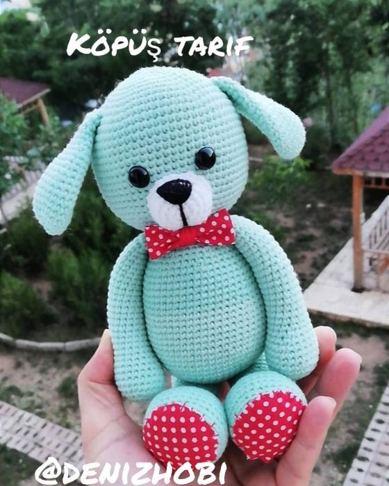 amigurumi sevimli köpüş
