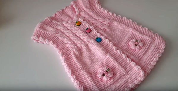 Burgulu Kız Bebek Yeleği (1-3 yaş)için